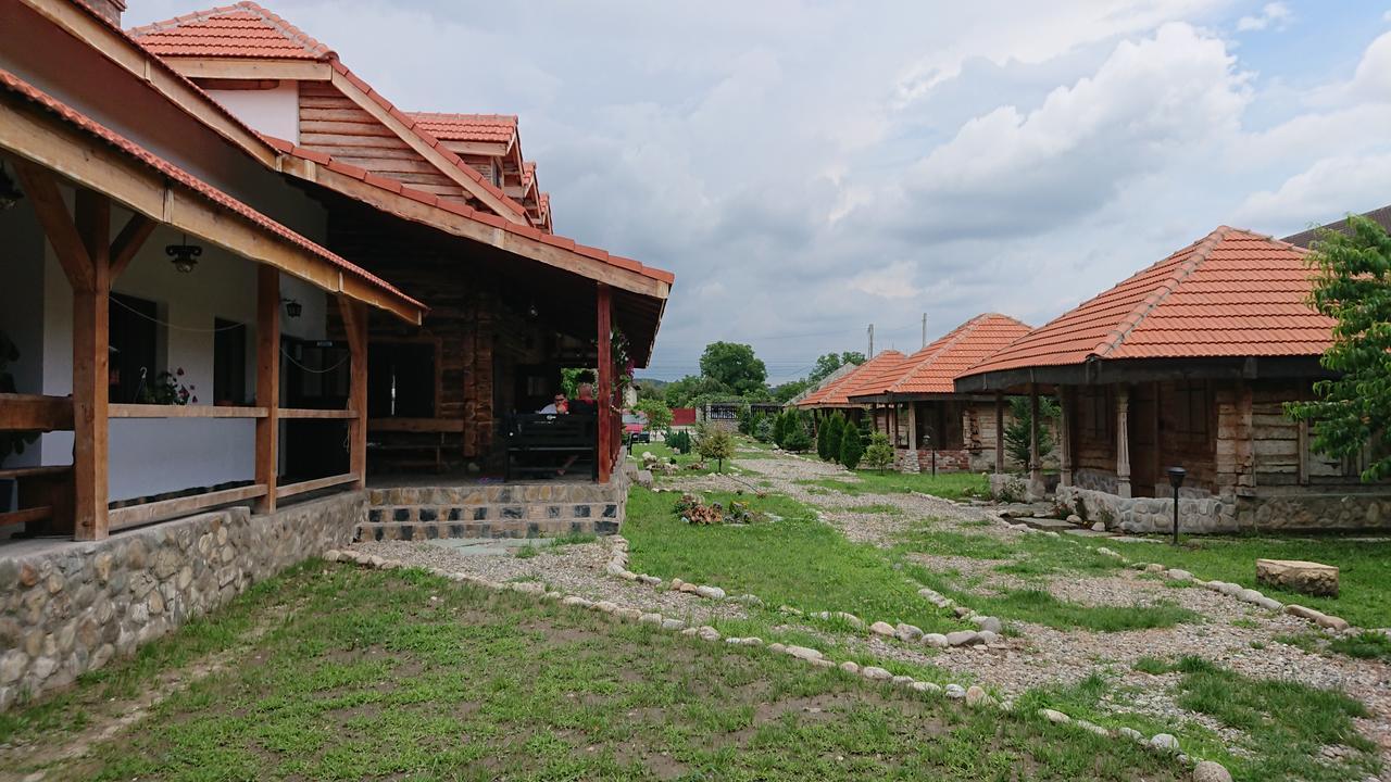 Satul Traditional Runcu  Zewnętrze zdjęcie